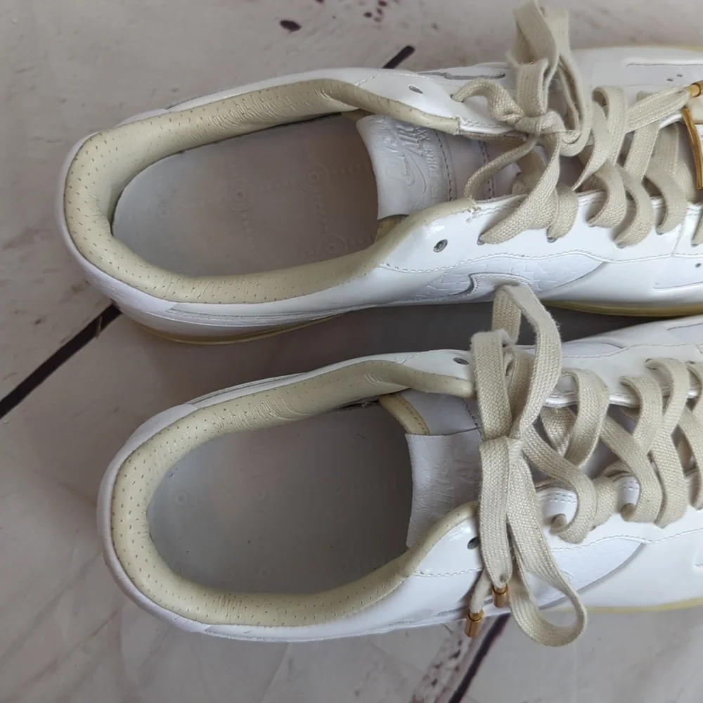 Nike Air Nikeid Air Force 1, XXV low cream patent leather sneakers, men's 11